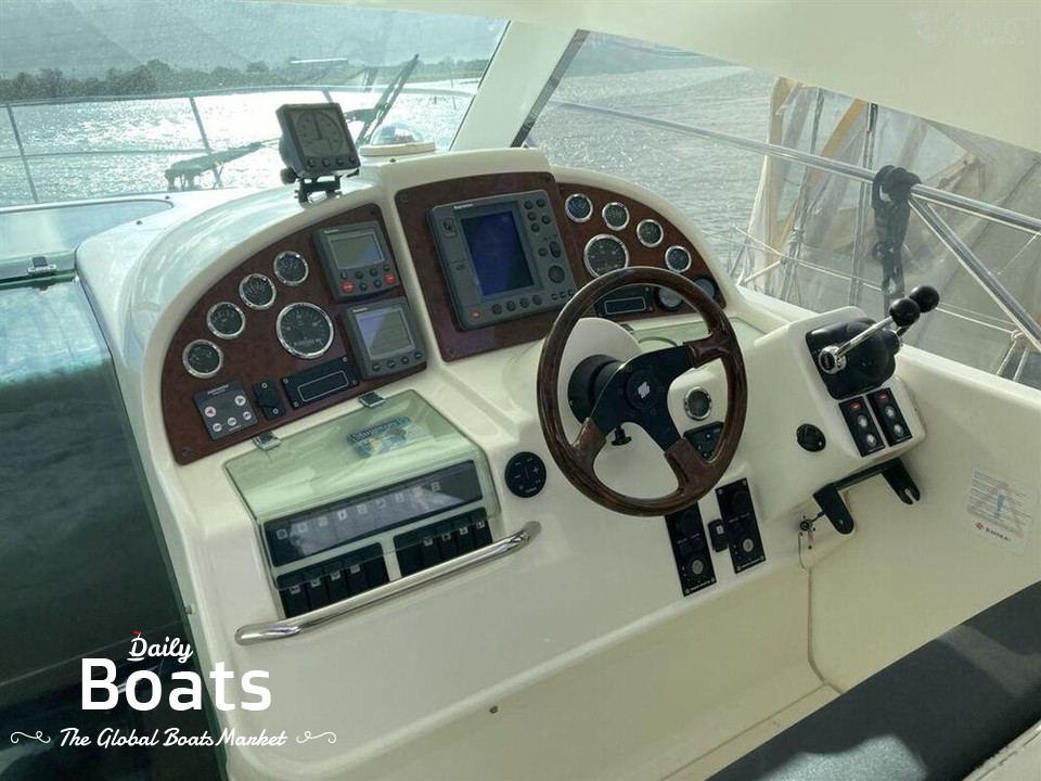 2004 Jeanneau Prestige 34 for sale. View price, photos and Buy 2004