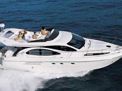 Azimut 46