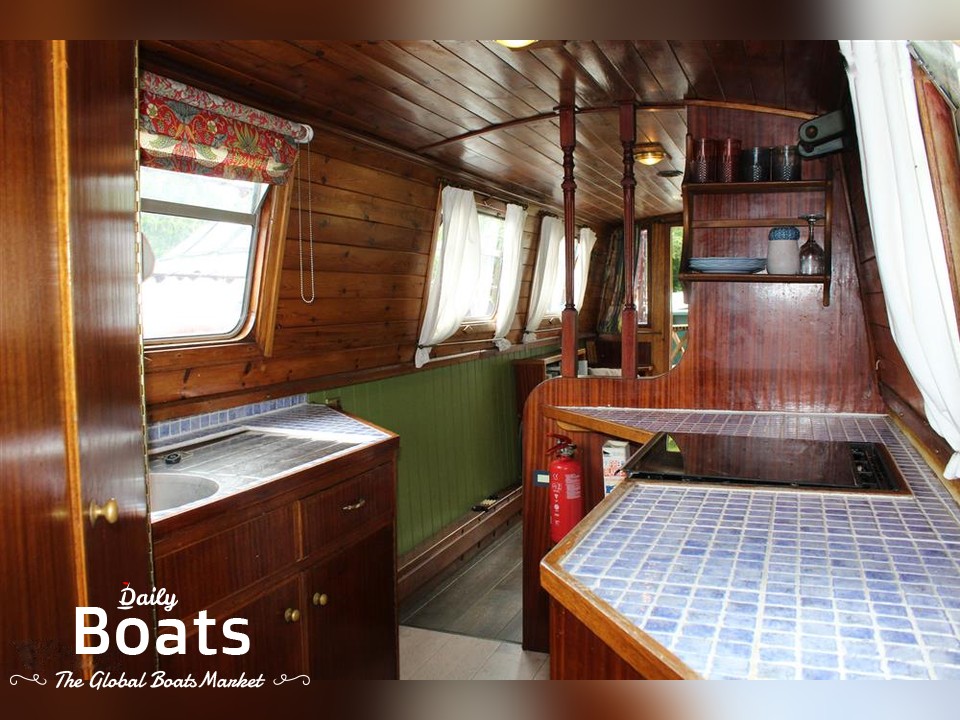 1986 Liverpool Boat Company 50 Narrowboat for sale. View price, photos