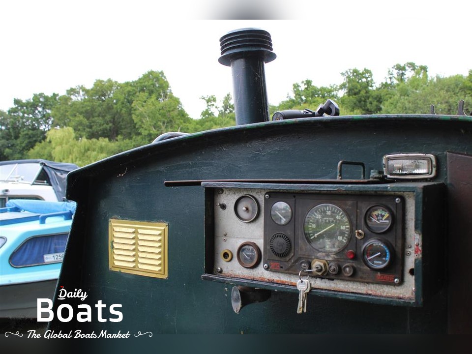 1986 Liverpool Boat Company 50 Narrowboat for sale. View price, photos