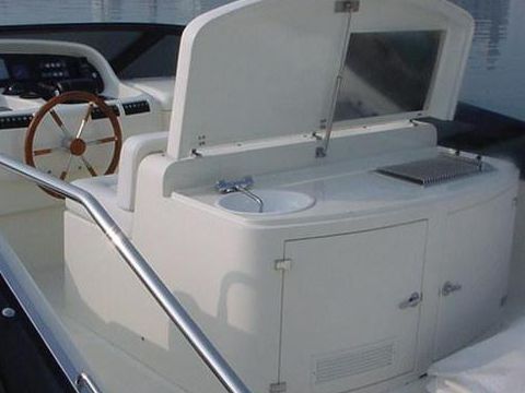 2000 Azimut 85