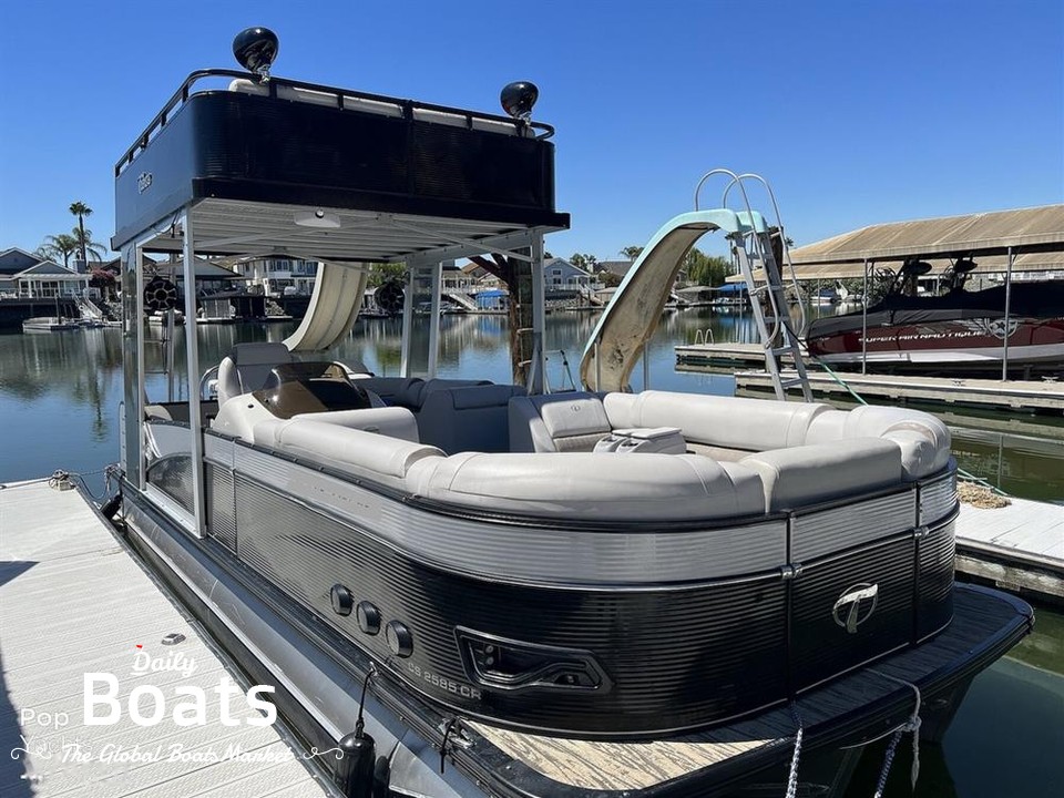 2019 Avalon Pontoon Boats 2585 Cr Funship for sale. View price, photos
