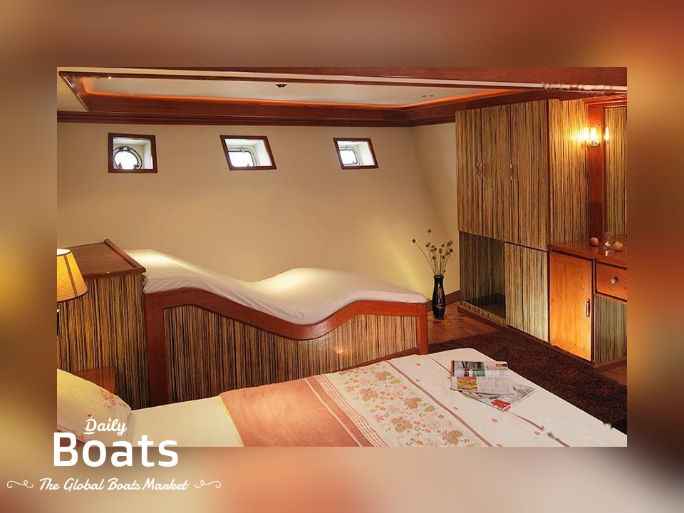 1961 Commercial Boats Cruise Ship 580/605 Passengers Ship for sale