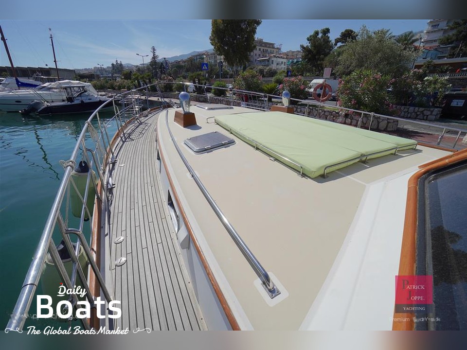 2004 Grand Banks 54 Eastbay for sale. View price, photos and Buy 2004