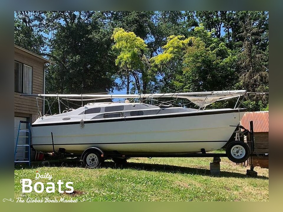 2005 MacGregor 26 for sale. View price, photos and Buy 2005 MacGregor