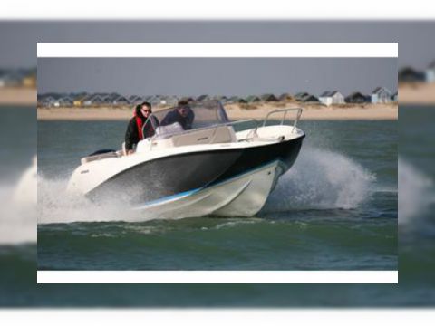 Quicksilver Active 675