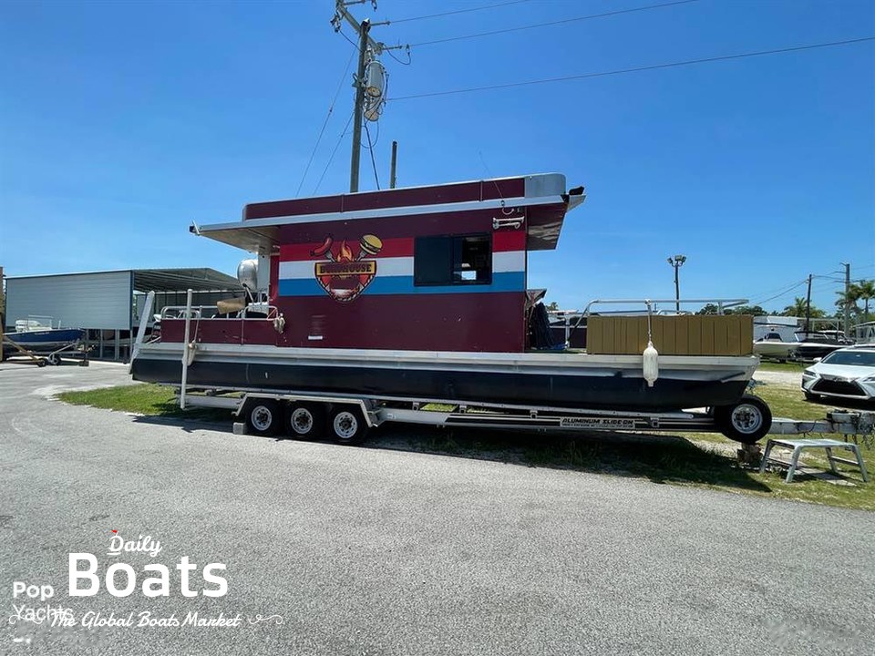 2015 Avalon Pontoon Boats 3200 Grand Island for sale. View price