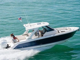 Kjøpe 2022 Tiara Yachts 3400 Ls