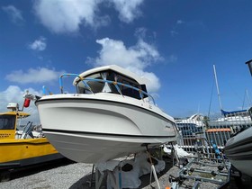 Quicksilver Boats 625 Day Cruiser