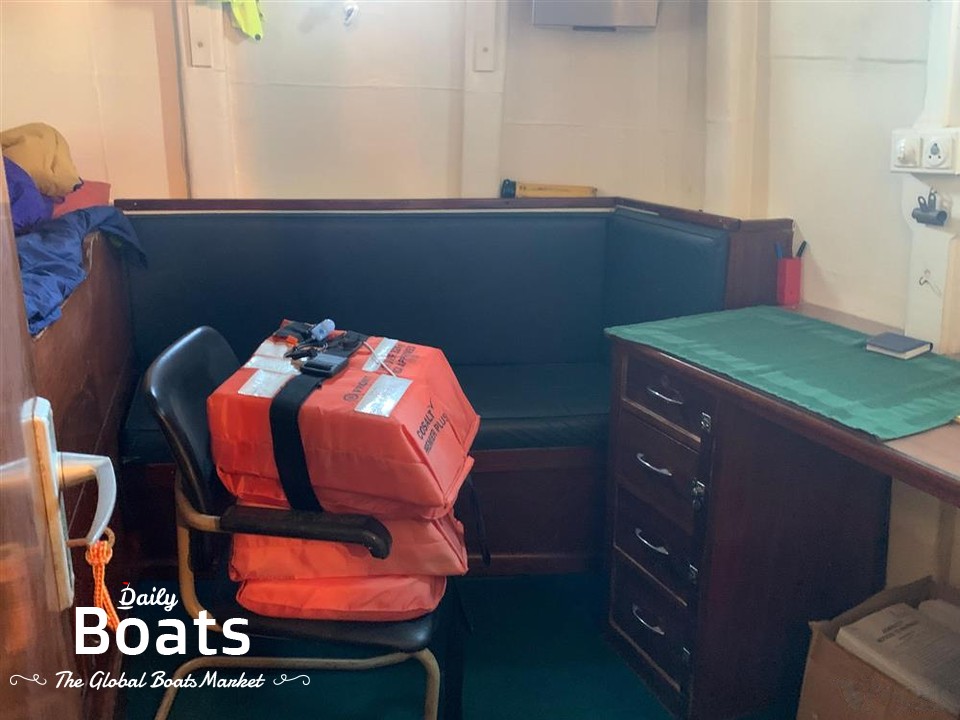 1966 Commercial Boats Tugboat Appledore Dog Class Tug Mt Deerhound