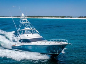 2017 Hatteras Yachts 70