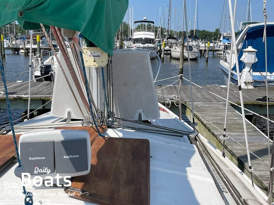1974 Catalina Yachts 27 for sale. View price, photos and Buy 1974