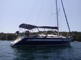 Bavaria Yachts 37