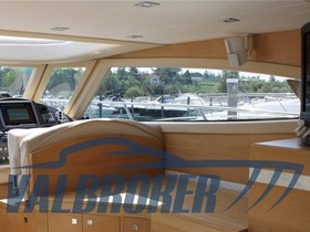 2009 Master 52