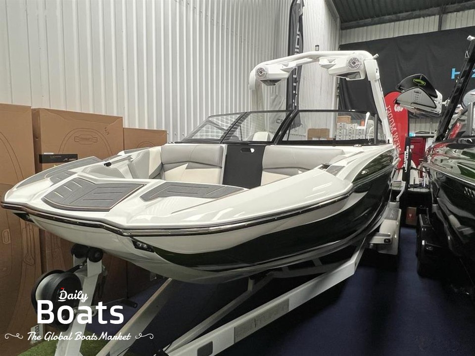 2021 Centurion Boats 23 for sale. View price, photos and Buy 2021