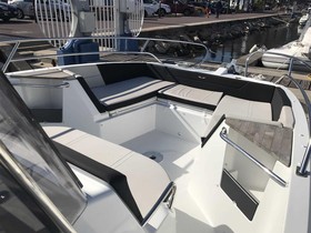 Buy 2018 Bénéteau Boats Flyer 8.8 Spacedeck