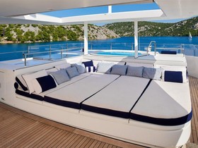 2011 Sanlorenzo Yachts 46