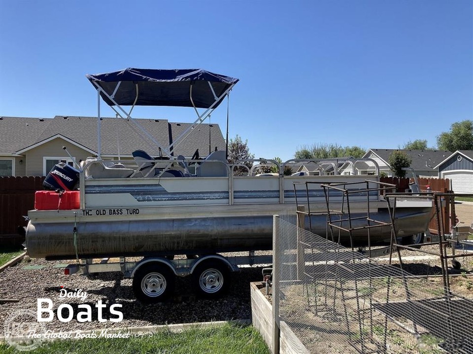 1988 Newman Pontoon Boats 20 for sale. View price, photos and Buy 1988