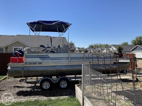 Newman Pontoon Boats 20