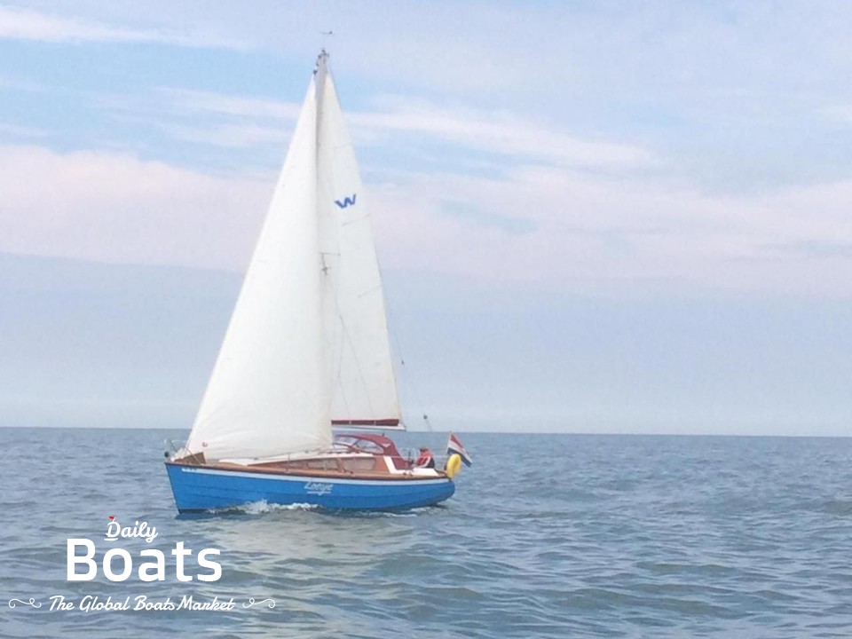 Dinghy boats Waarschip Werft for sale Daily Boats