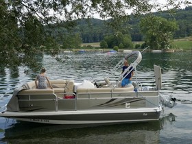 Hurricane Boats 216 Ob/Fd