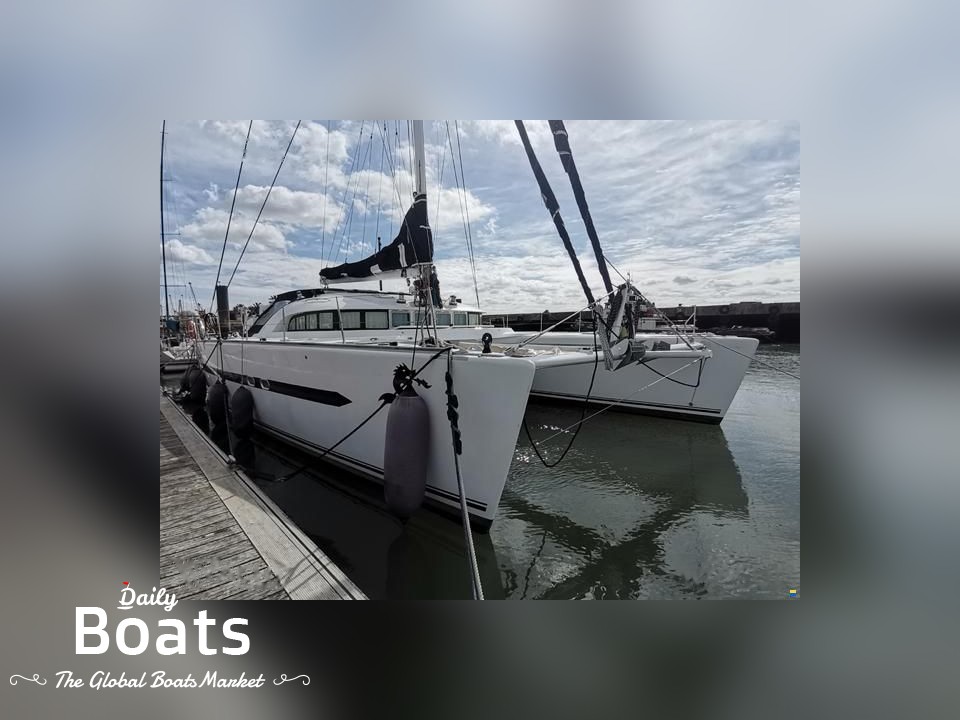2001 Lagoon 570