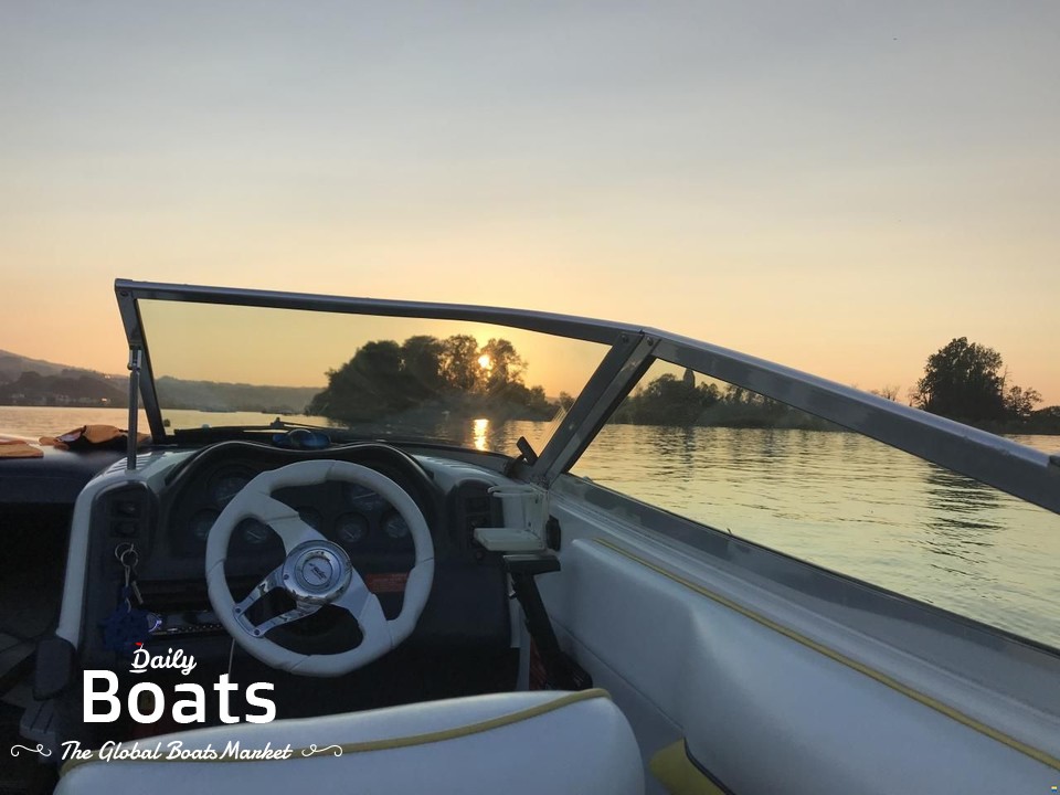 1991 Sea Ray 185 Sr (Sunrunner) for sale. View price, photos and Buy