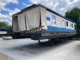 Hausboot for sale