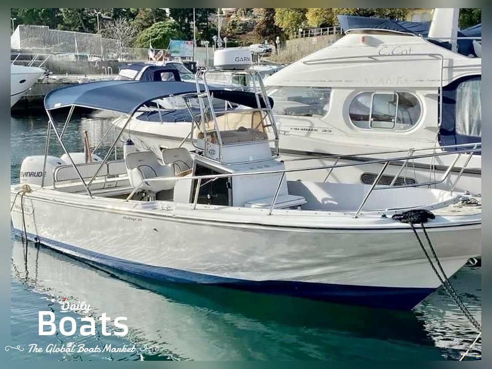1999 Boston Whaler Outrage 24 for sale. View price, photos and Buy 1999