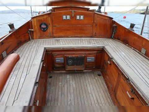 1945 A. King Classic Teak Sloop for sale