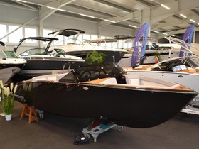 Kupić 2022 VTS Boats Flying Shark 5.7 Bowrider Deluxe