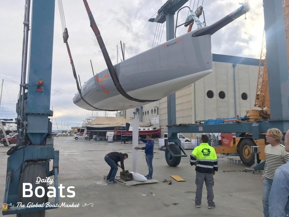 XTreme Yachts XTreme 32 for sale. View price, photos and Buy XTreme