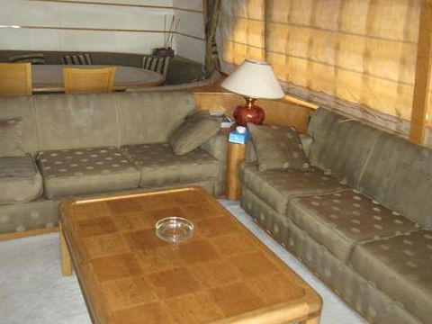 1973 Admiral 85