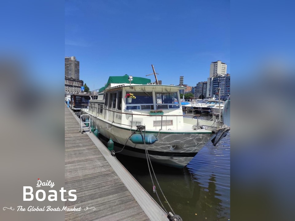 Whitcraft houseboat owner for sale Daily Boats
