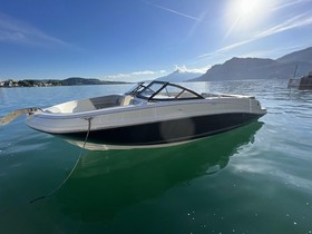 Vegyél 2021 Bayliner Vr6