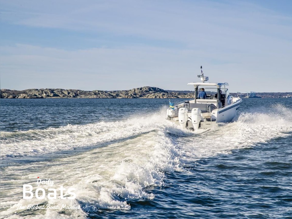 2021 Nimbus T11 / Tender 11 Mit 2X 300 Ps V8 Mercury for sale. View