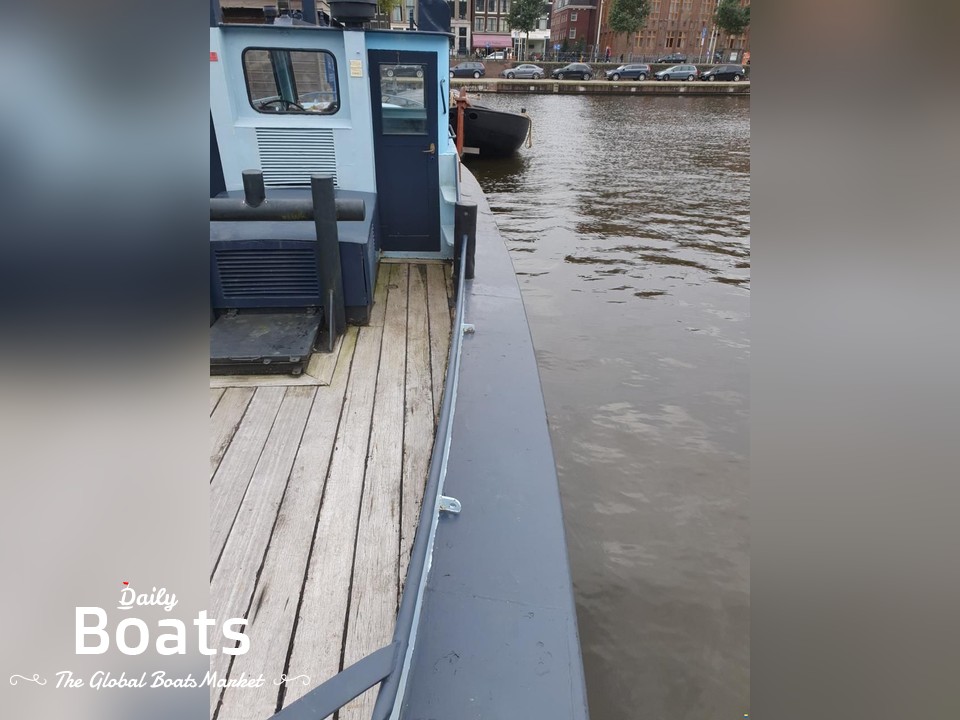 Wereldprimeur: eerste sleepboot op waterstof ⚓ De Hydrotug 1 is de