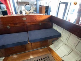 1962 Custom 23Ft Cabin Cruiser
