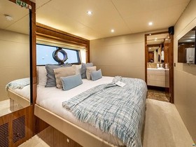 Vegyél 2014 Sunseeker 28 Metre Yacht