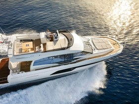 2023 Prestige Yachts 520