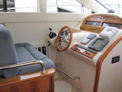 Buy 1999 Azimut 52 Fly