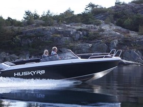 Buy 2022 Finnmaster Husky R8