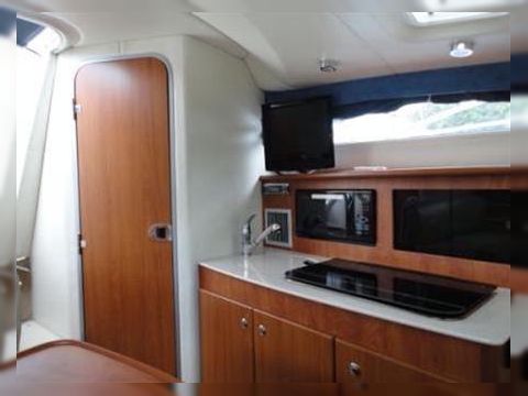 2008 Bayliner 285