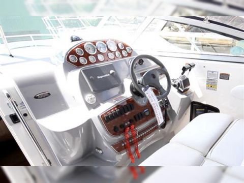 2005 Bayliner 325