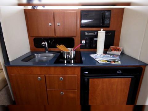 2005 Bayliner 325 zu verkaufen