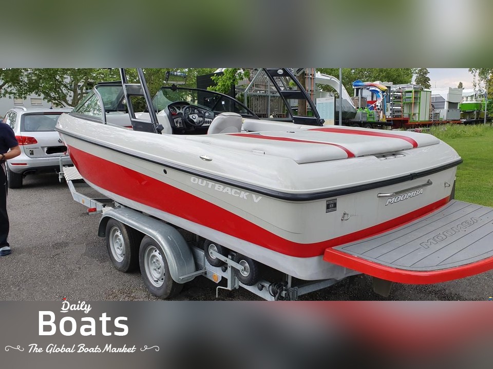 2012 Moomba Outback V