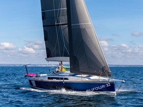 2022 Dufour 32 for sale