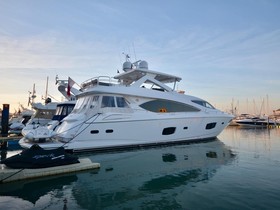 Sunseeker 88 Yacht