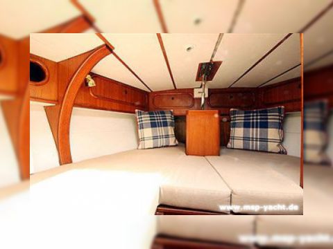 1991 Oyster 68 for sale