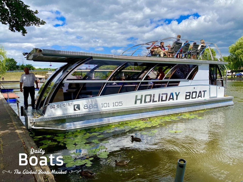 2022 Holiday Boat Sun Deck 394 for sale. View price, photos and Buy